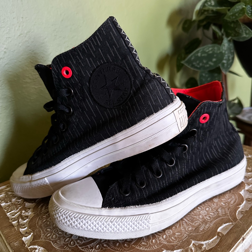 Converse Kids Black And Red High-Tops